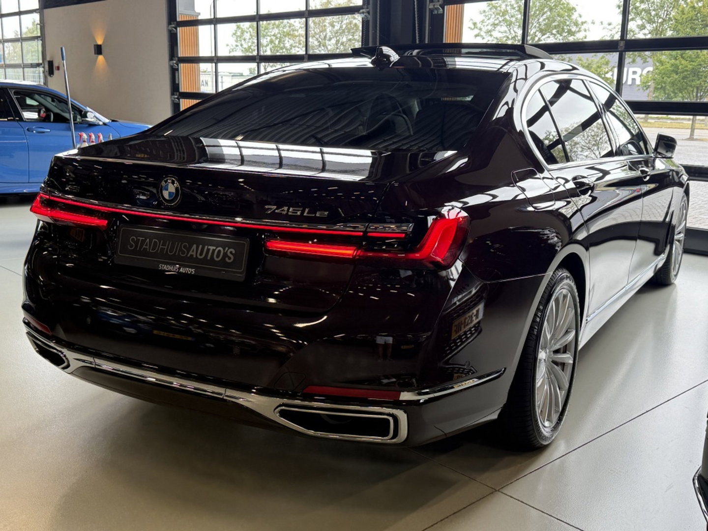 BMW 7 Serie 745Le 394PK X-drive Individual / SkyLounge / TV's / B&W / 360°