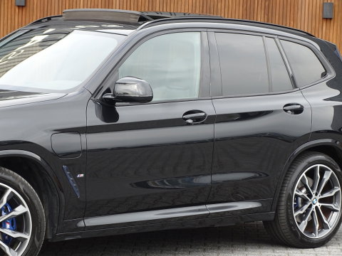BMW X3 30e 292PK X-Drive M-Sport / pano / head-up / BTW