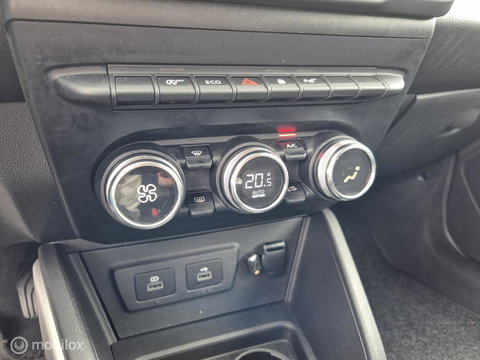 Dacia Duster 1.0 TCe Bi-Fuel Prestige, Trekhaak, Dealer onderhouden!