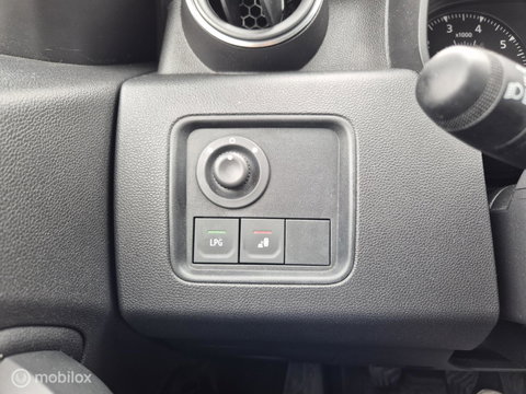 Dacia Duster 1.0 TCe Bi-Fuel Prestige, Trekhaak, Dealer onderhouden!