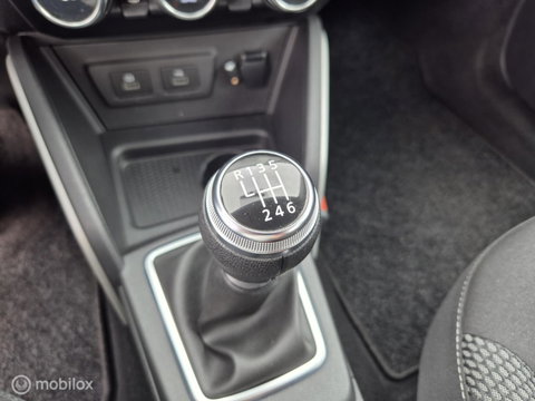 Dacia Duster 1.0 TCe Bi-Fuel Prestige, Trekhaak, Dealer onderhouden!