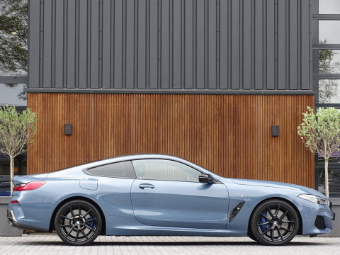 BMW 8 Serie 840i 341PK M-Sport / Individual / carbon / head-up / 360°