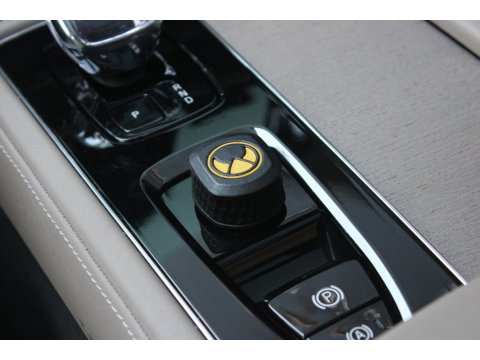 Volvo XC90 T8 Plug-in hybrid AWD Ultra Dark HEICO | Vossen Velgen | Bowers & Wilkins | Luchtvering | Panoramadak |