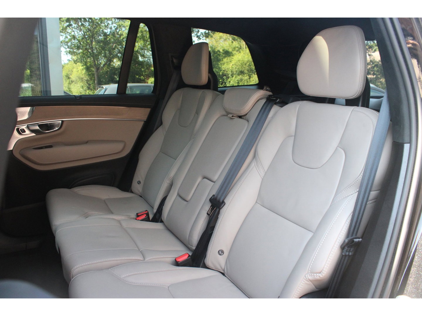 Volvo XC90 T8 Plug-in hybrid AWD Ultra Dark HEICO | Vossen Velgen | Bowers & Wilkins | Luchtvering | Panoramadak |
