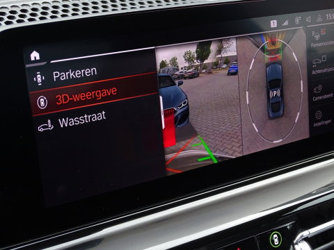 BMW 8 Serie 840i 341PK M-Sport / Individual / carbon / head-up / 360°