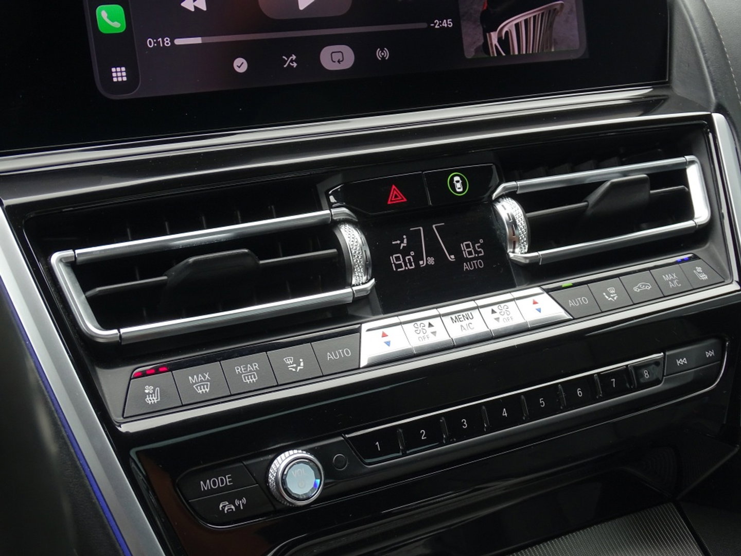 BMW 8 Serie 840i 341PK M-Sport / Individual / carbon / head-up / 360°