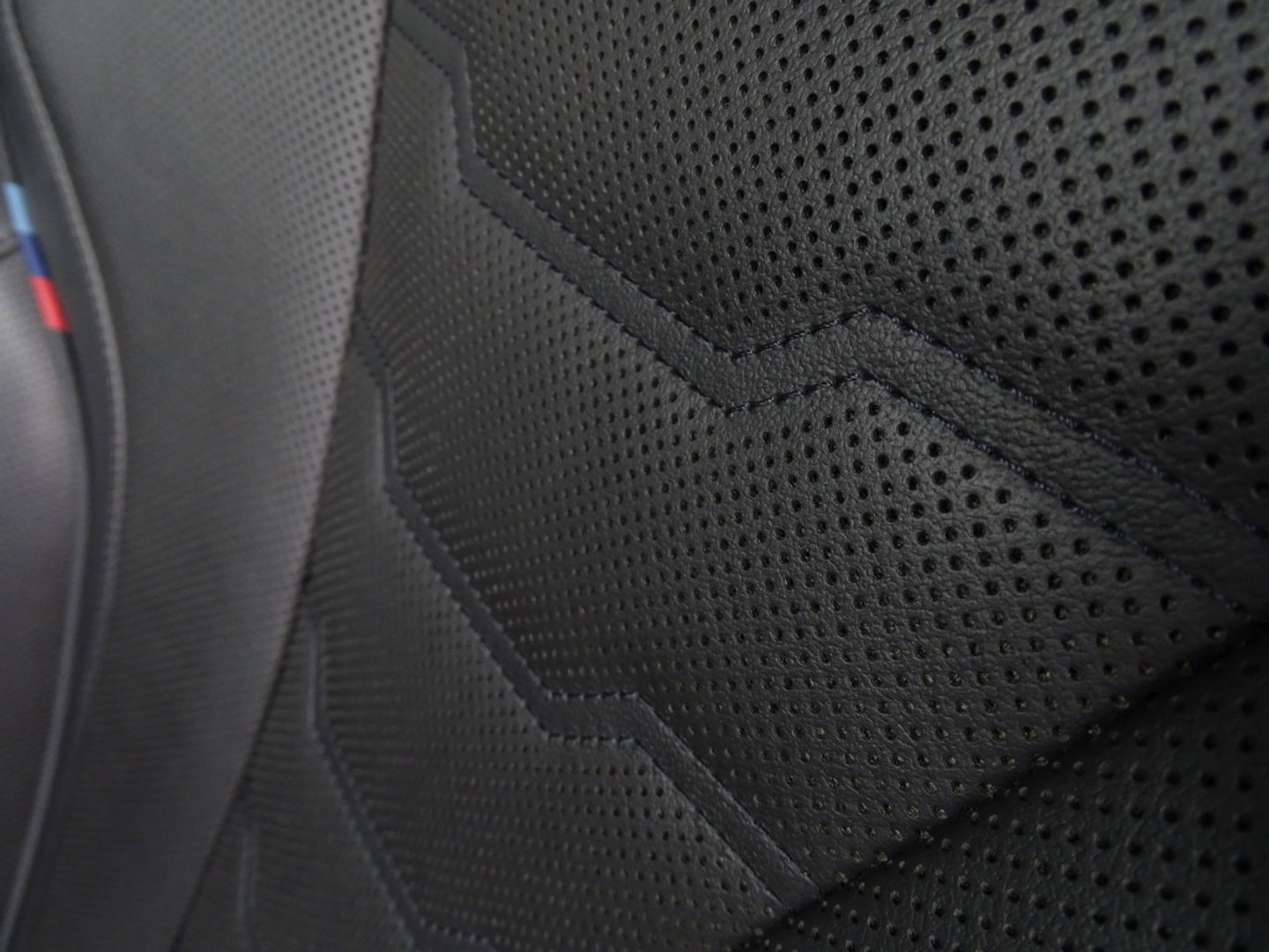 BMW 8 Serie 840i 341PK M-Sport / Individual / carbon / head-up / 360°