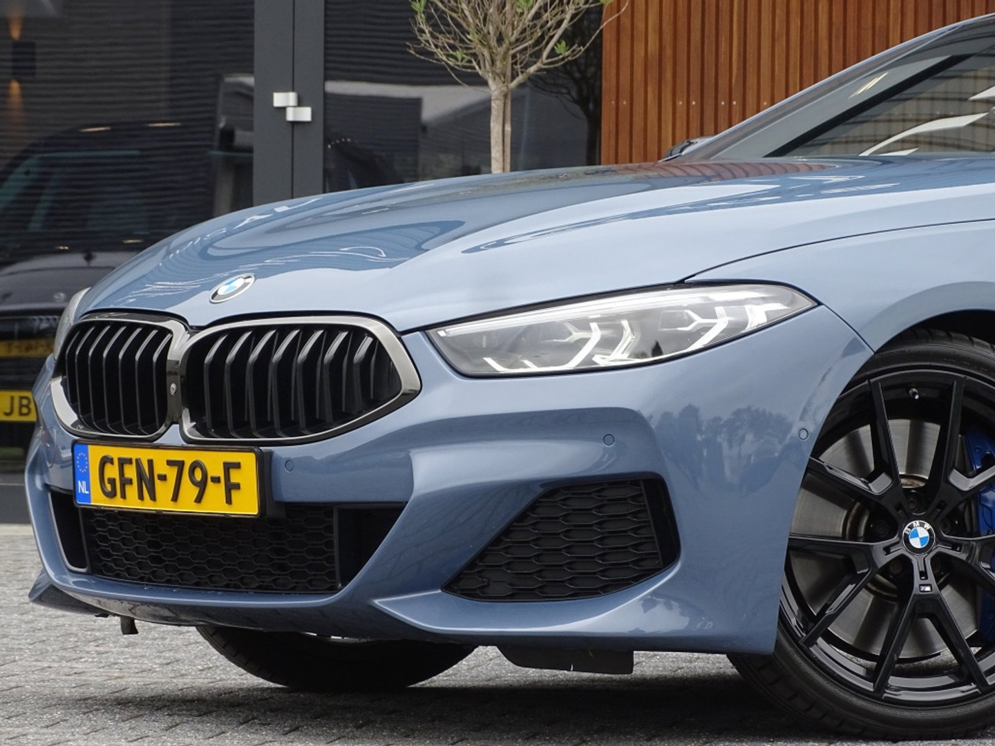 BMW 8 Serie 840i 341PK M-Sport / Individual / carbon / head-up / 360°
