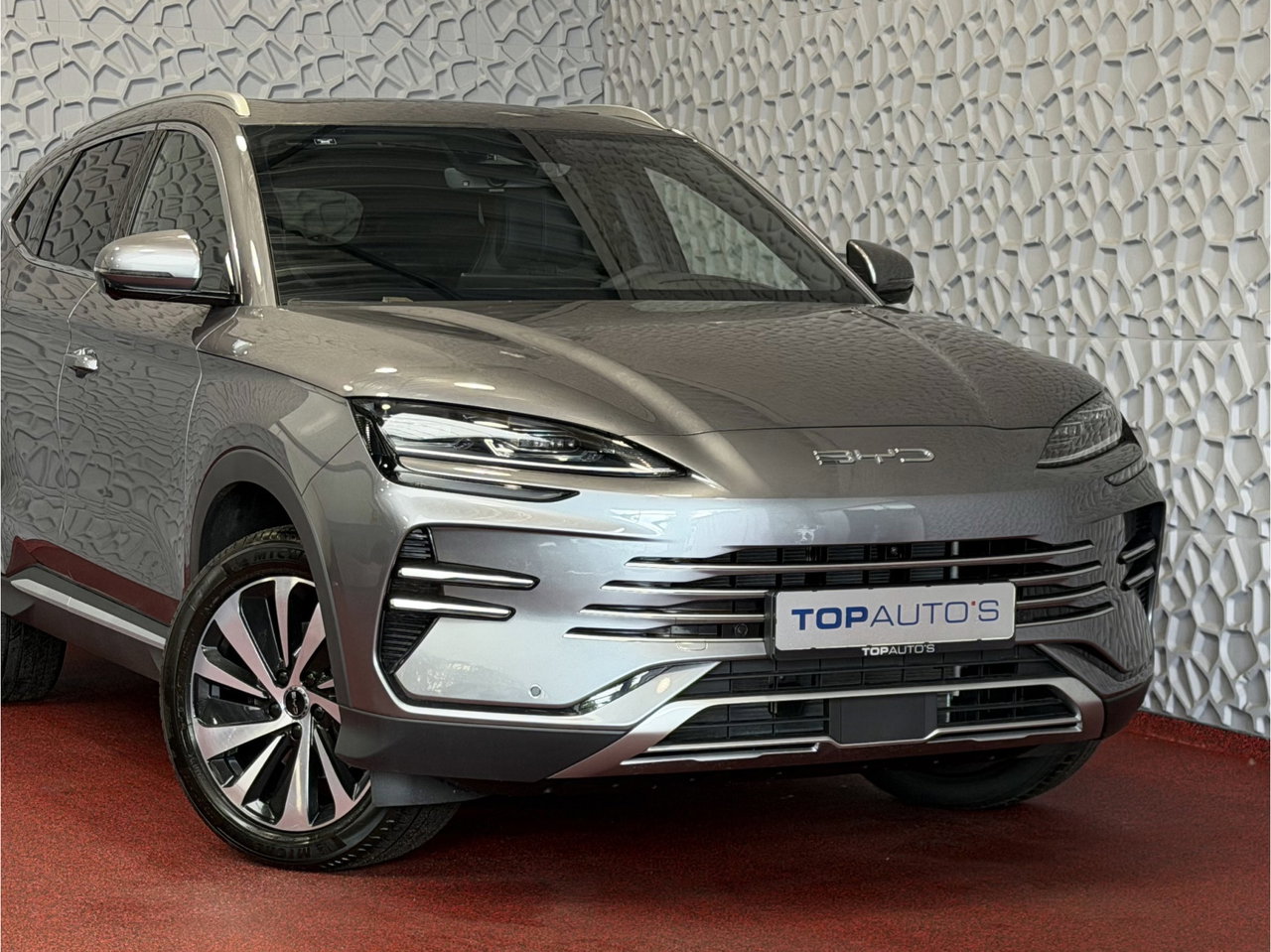 BYD SEAL U