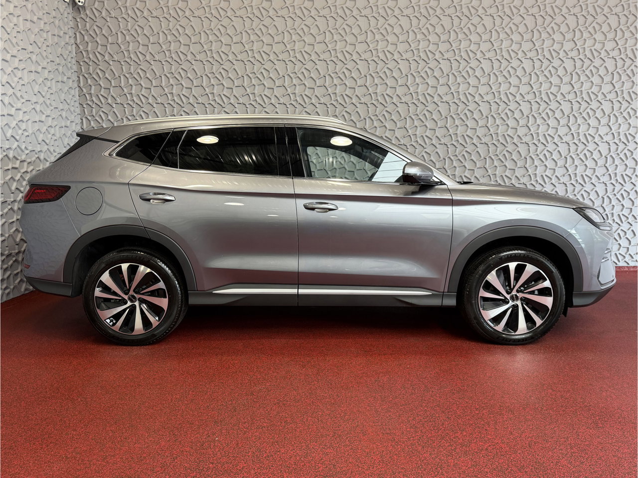BYD SEAL U