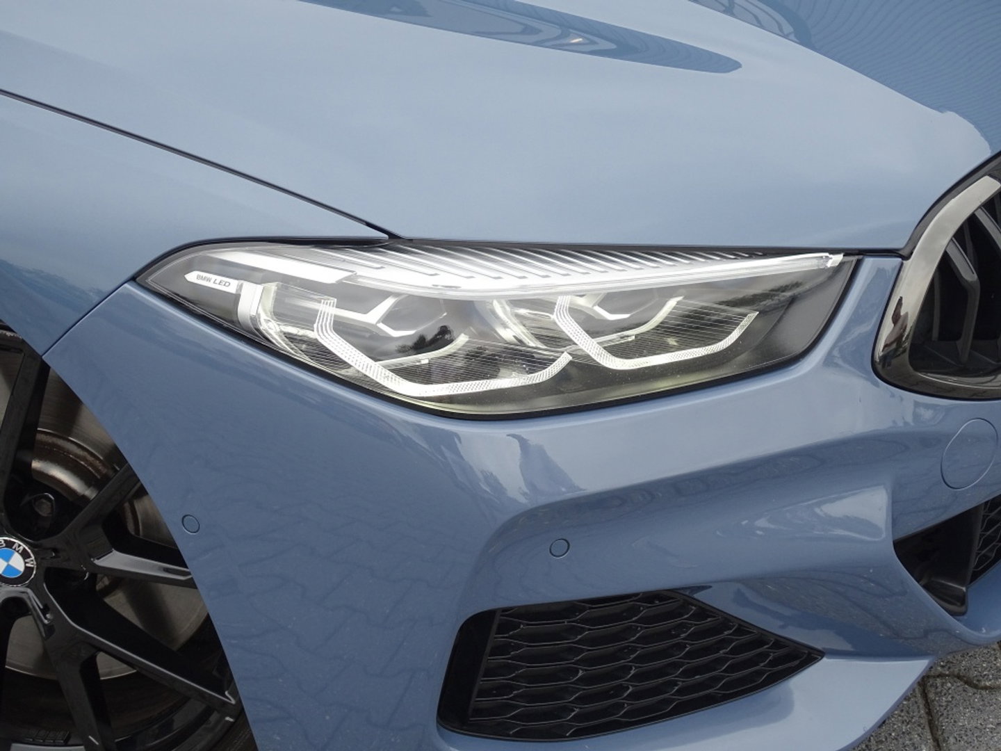 BMW 8 Serie 840i 341PK M-Sport / Individual / carbon / head-up / 360°