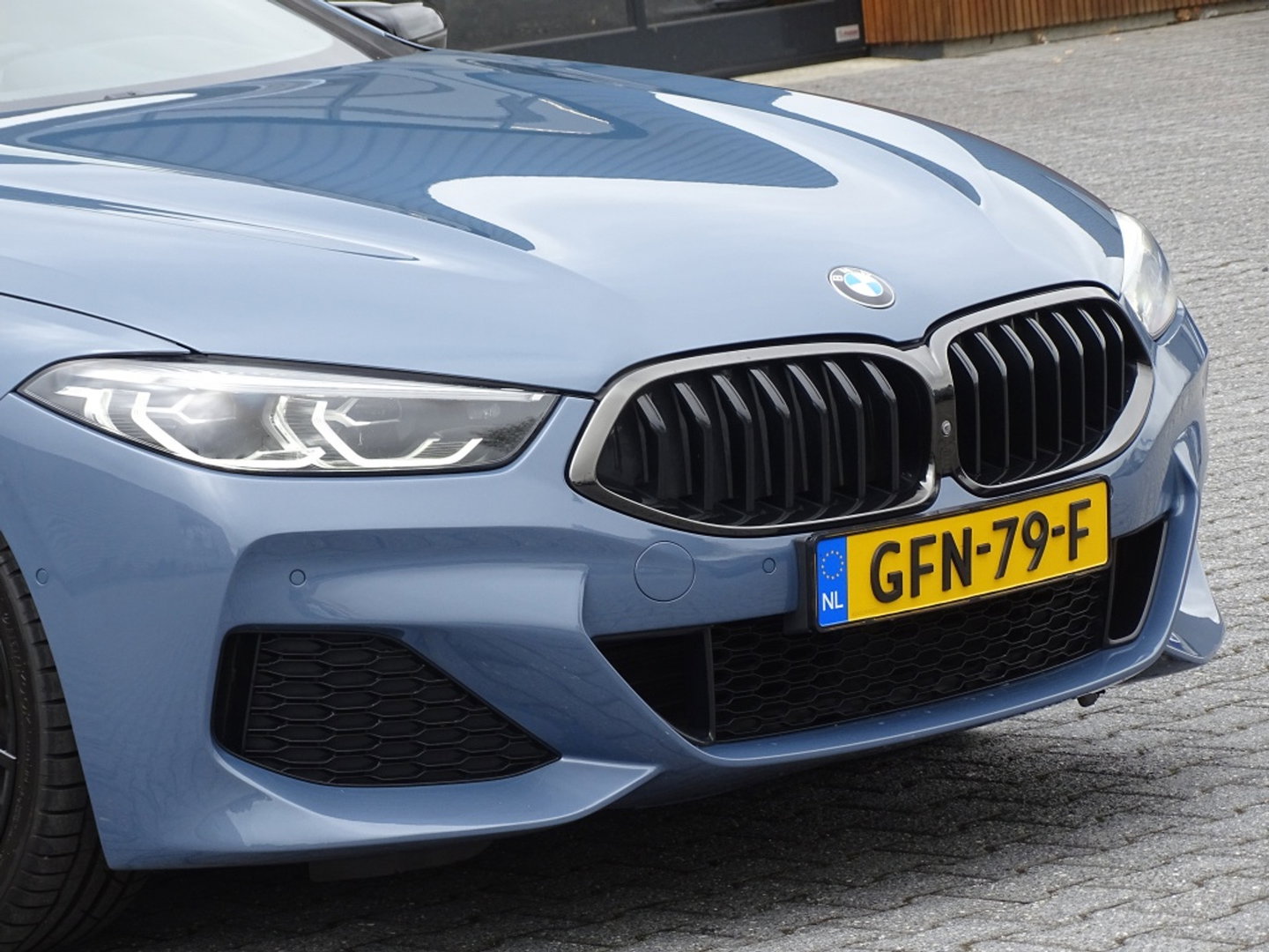 BMW 8 Serie 840i 341PK M-Sport / Individual / carbon / head-up / 360°