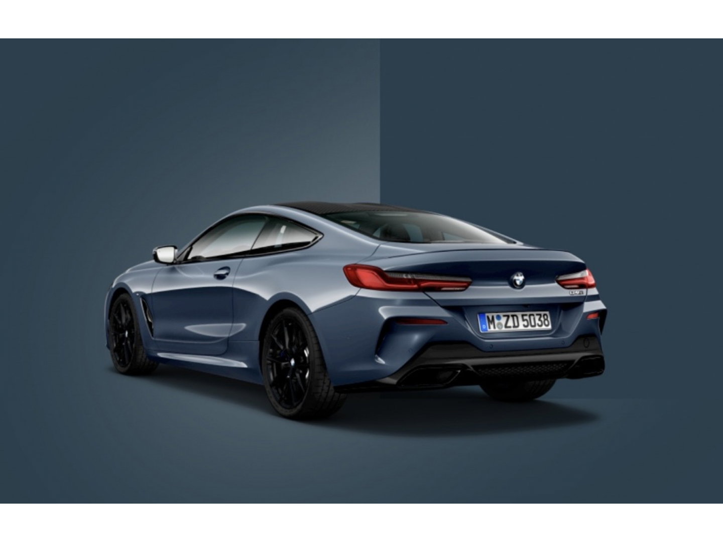 BMW 8 Serie 840i 341PK M-Sport / Individual / carbon / head-up / 360°