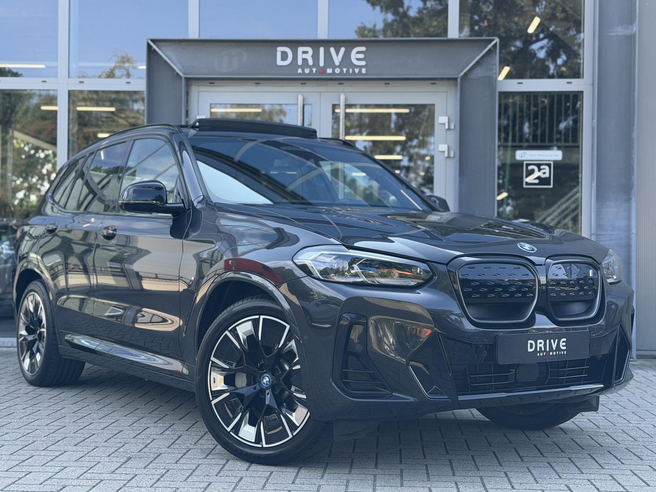 BMW iX3