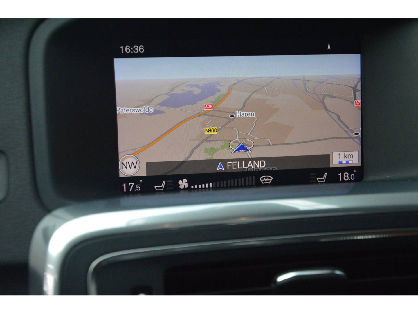 Volvo V60 Cross Country 2.0 T5 AWD Polar+ | Panoramdak | Camera | Stoel + Stuur Verwarmd | BLIS | Dealer onderhouden |