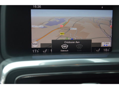 Volvo V60 Cross Country 2.0 T5 AWD Polar+ | Panoramdak | Camera | Stoel + Stuur Verwarmd | BLIS | Dealer onderhouden |