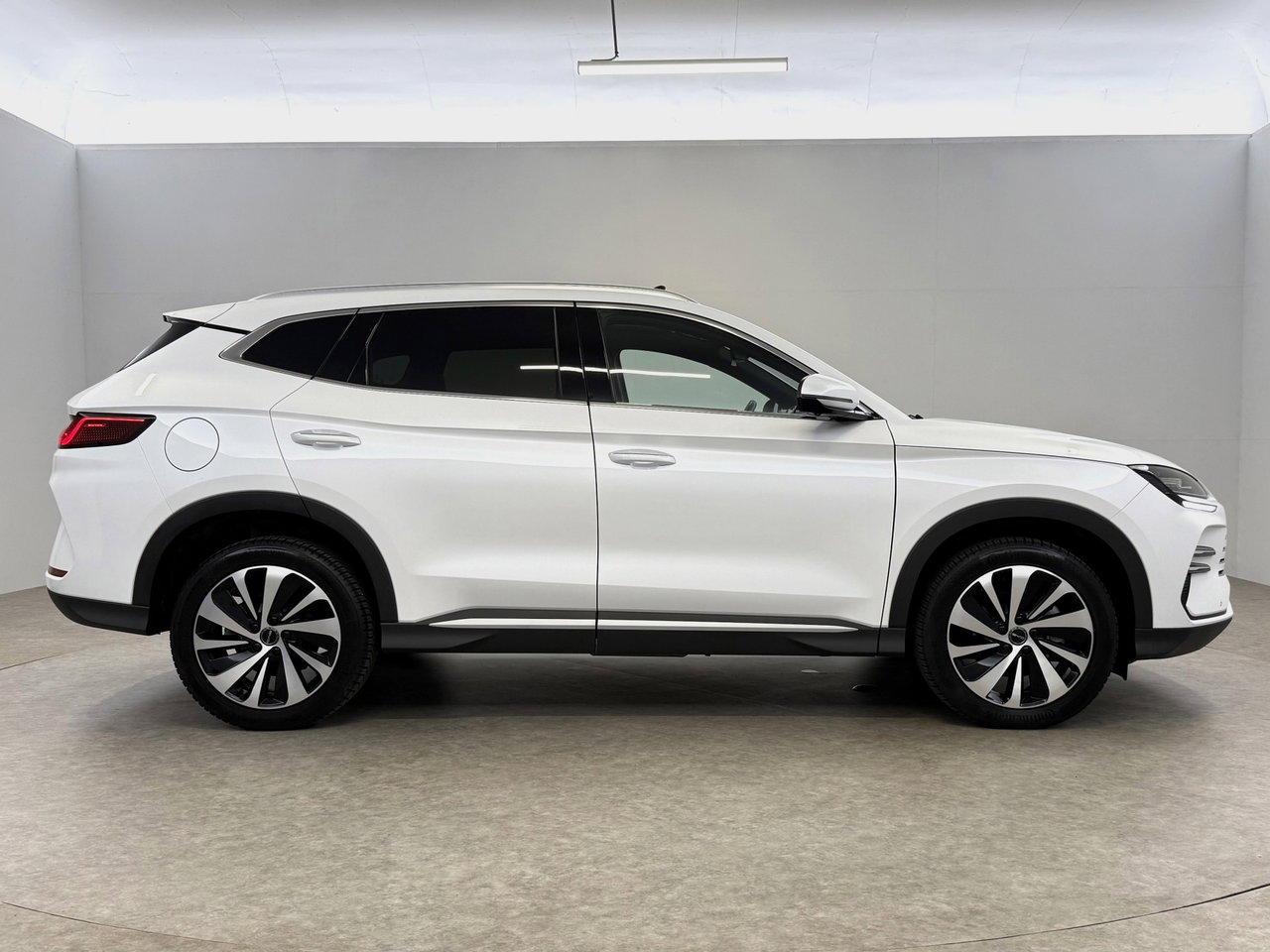 BYD SEAL U