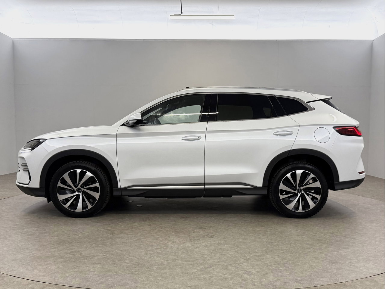 BYD SEAL U