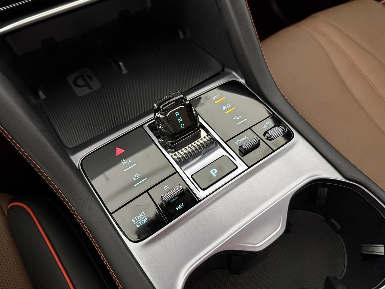 BYD SEAL U