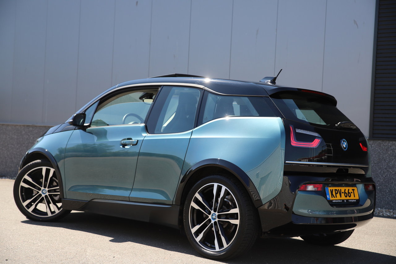 BMW i3