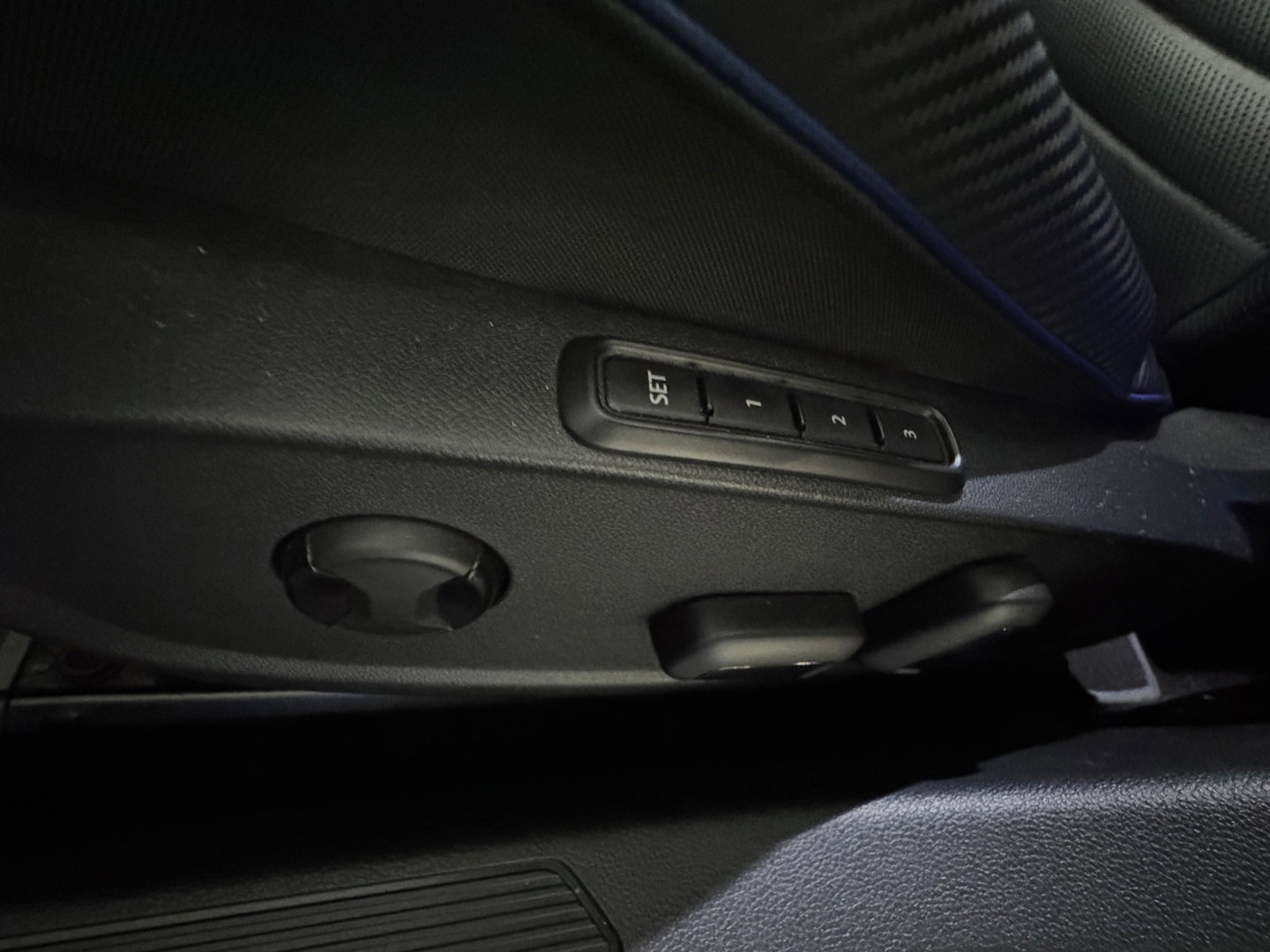 Volkswagen Golf 2.0 TSI 4Motion R DRIFT|Akra|Pano|HuD|H/K|Leer|