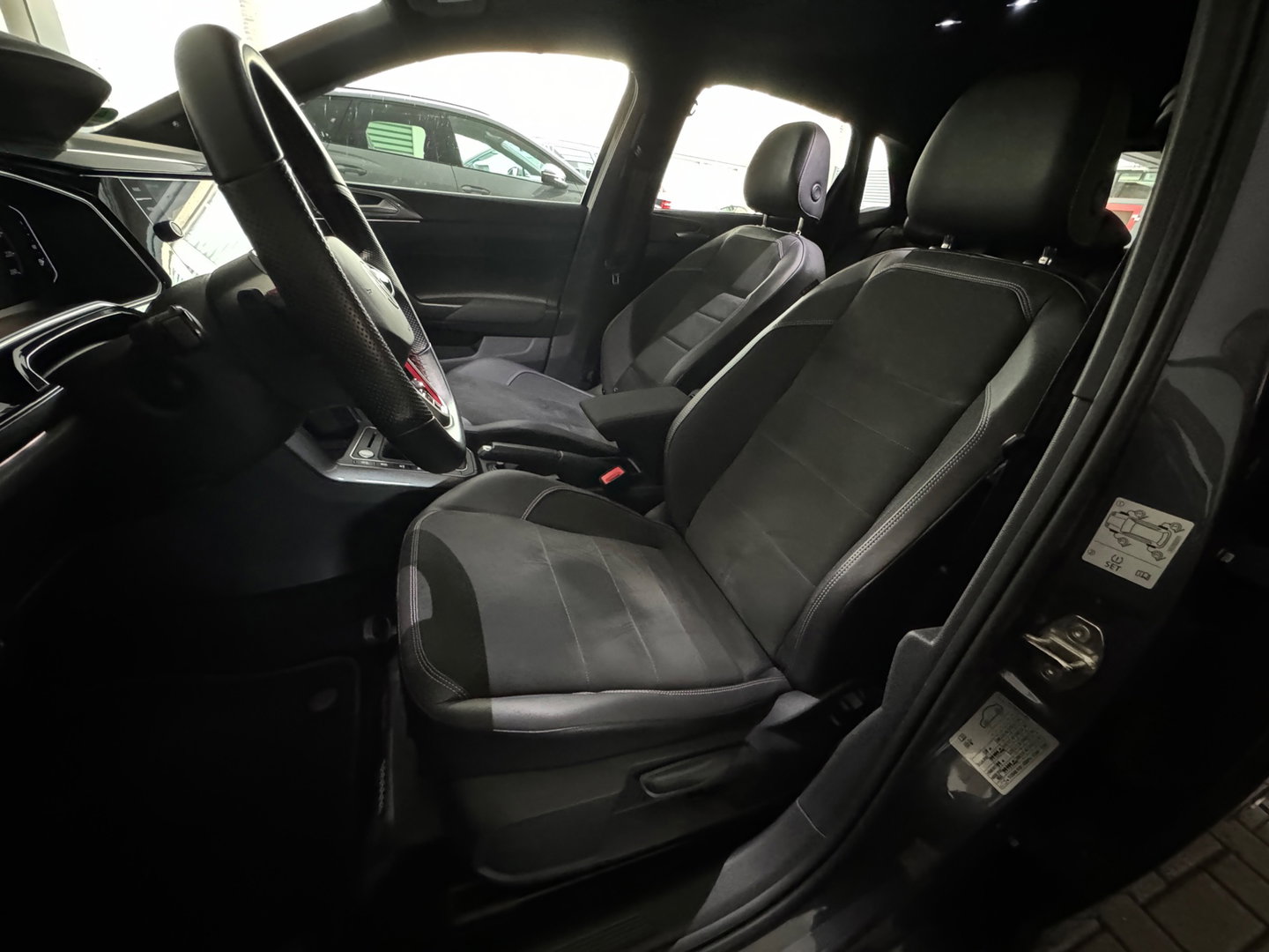 Volkswagen Polo 2.0 TSI GTI Pano|Beats|Keyless|Dodehoek|Camera|Stoelverwarming