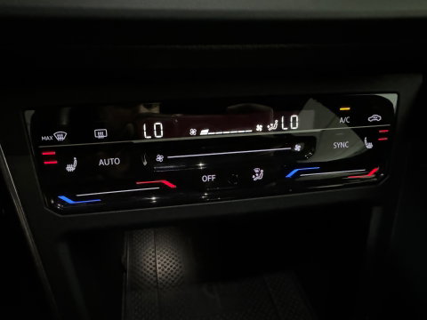 Volkswagen Polo 2.0 TSI GTI Pano|Beats|Keyless|Dodehoek|Camera|Stoelverwarming