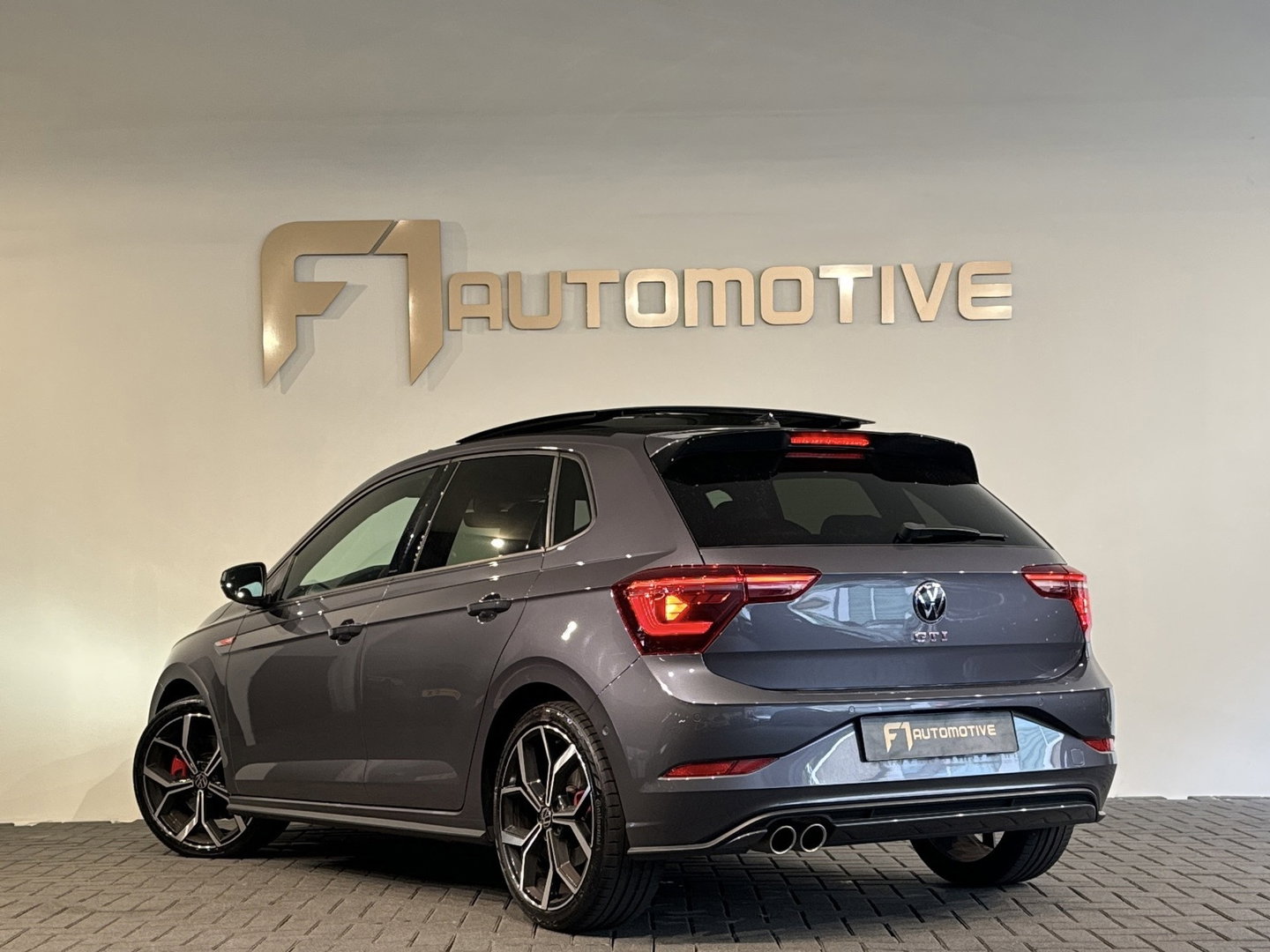Volkswagen Polo 2.0 TSI GTI Pano|Beats|Keyless|Dodehoek|Camera|Stoelverwarming