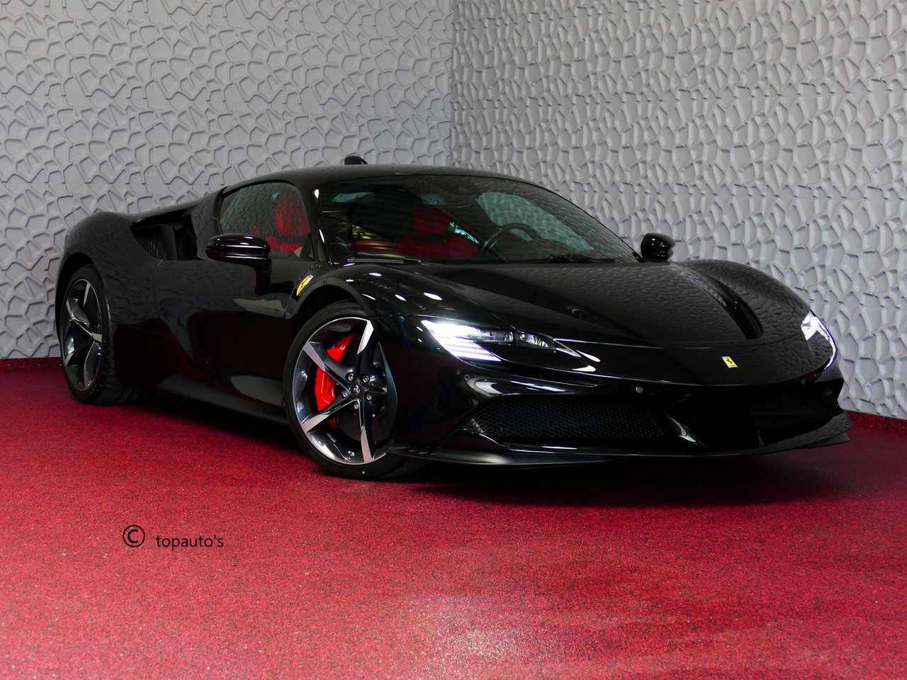 Ferrari SF90 Stradale