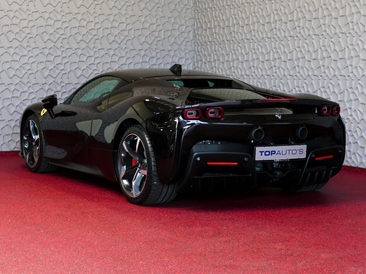 Ferrari SF90 Stradale