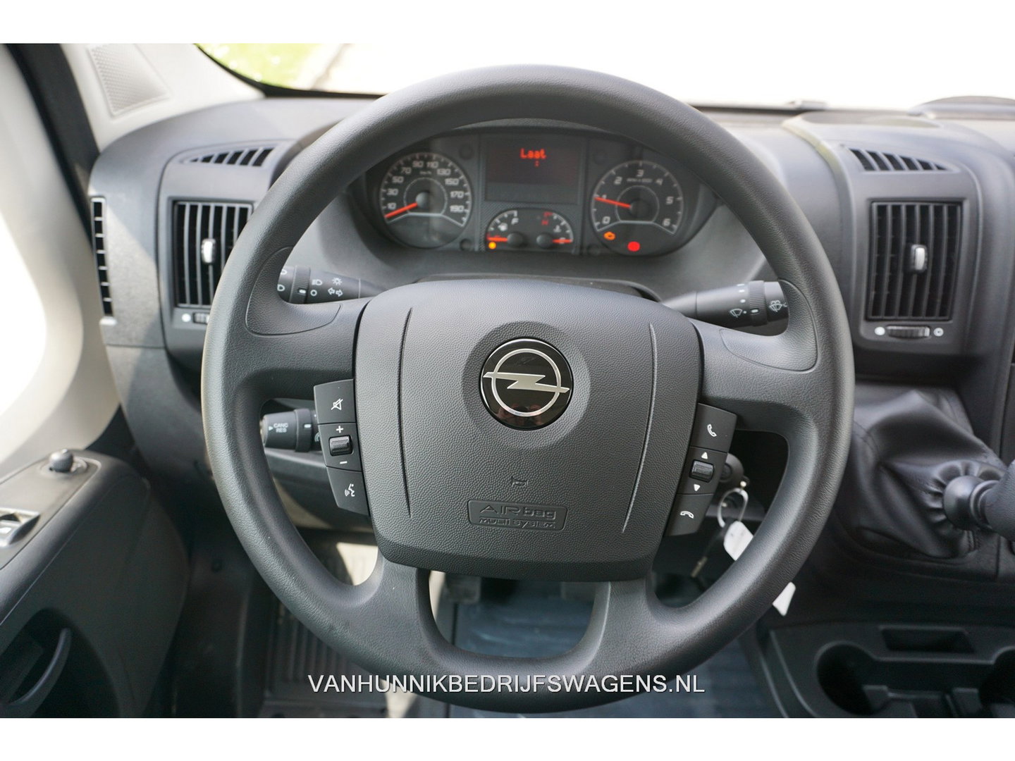 Opel Movano 3500 2.2 CDTI 140PK L2H2 BPM VRIJ!! Airco, Cruise, PDC!! Nr. 672