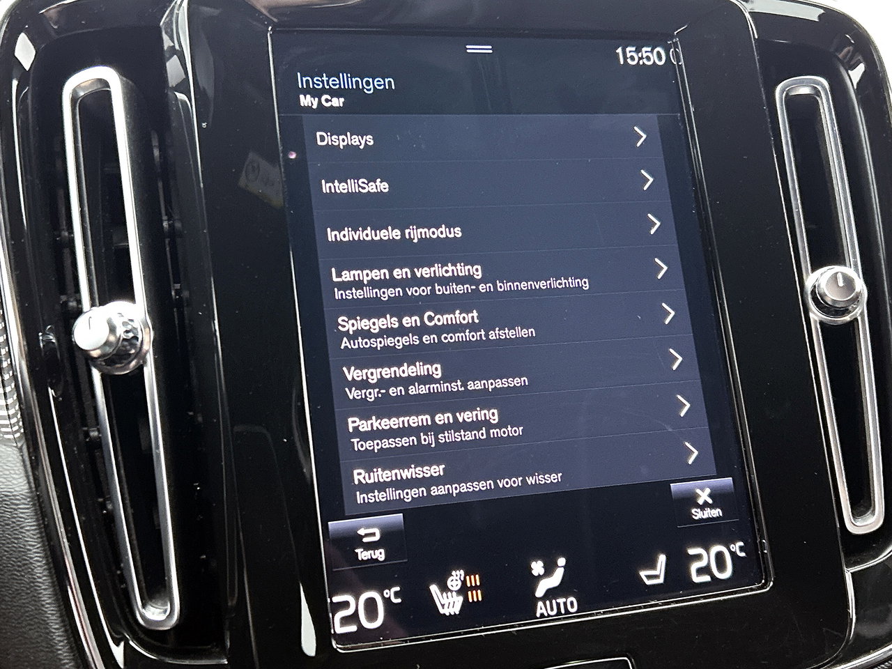 Volvo XC40