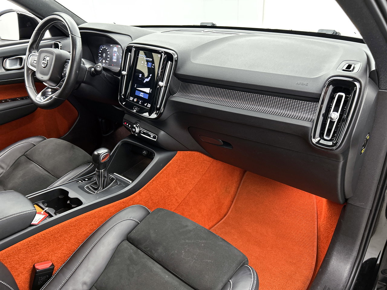 Volvo XC40