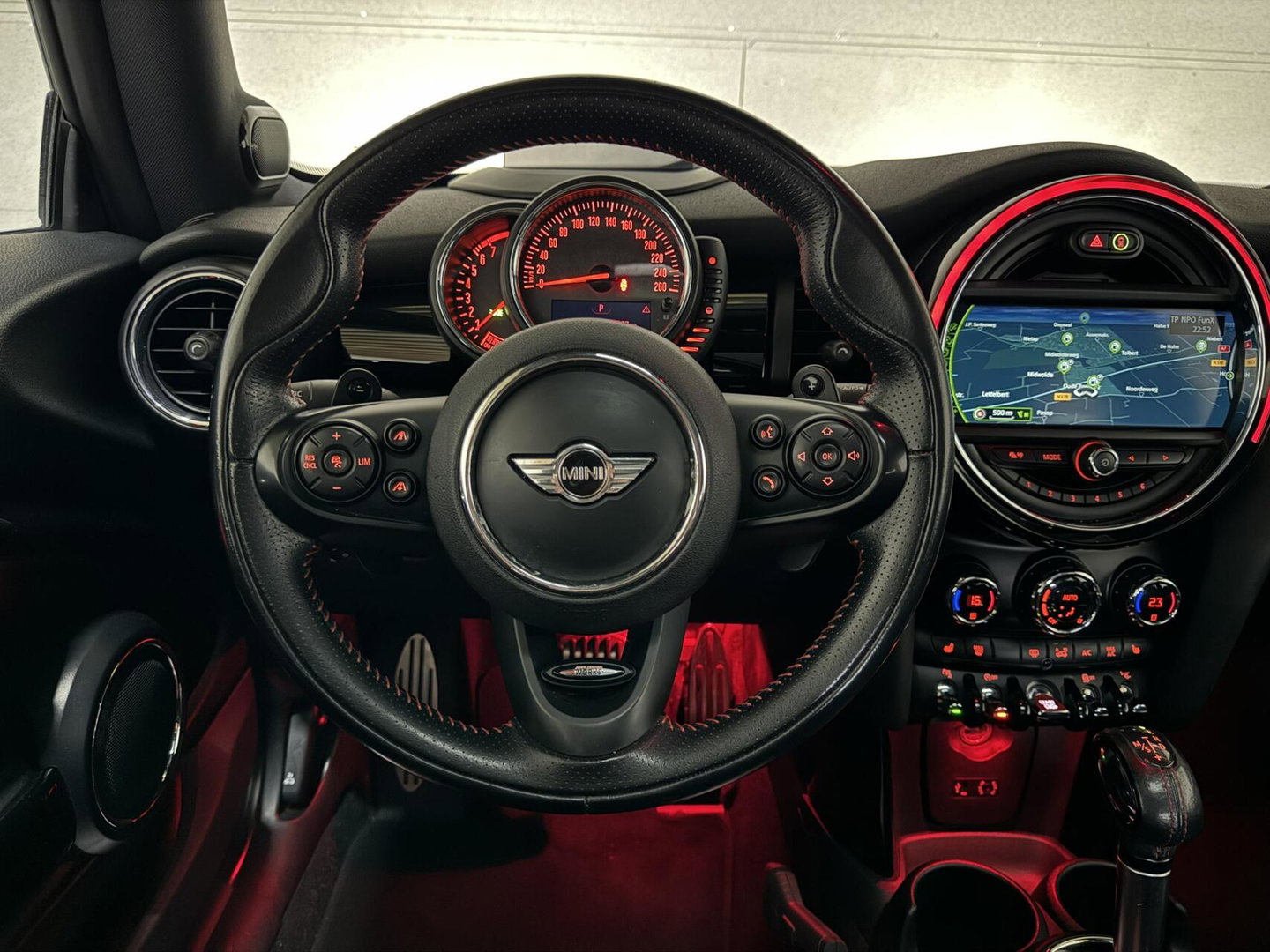 MINI Cooper S Mini 2.0 JCW Pano HUD H/K Leer DAB+ ACC NAP