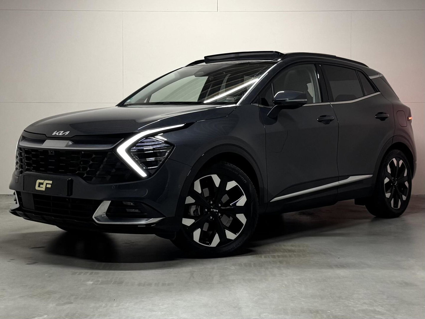 Kia Sportage 1.6 T-GDi Plug-in Hybrid AWD GT-Line Pano H/K Trekh.
