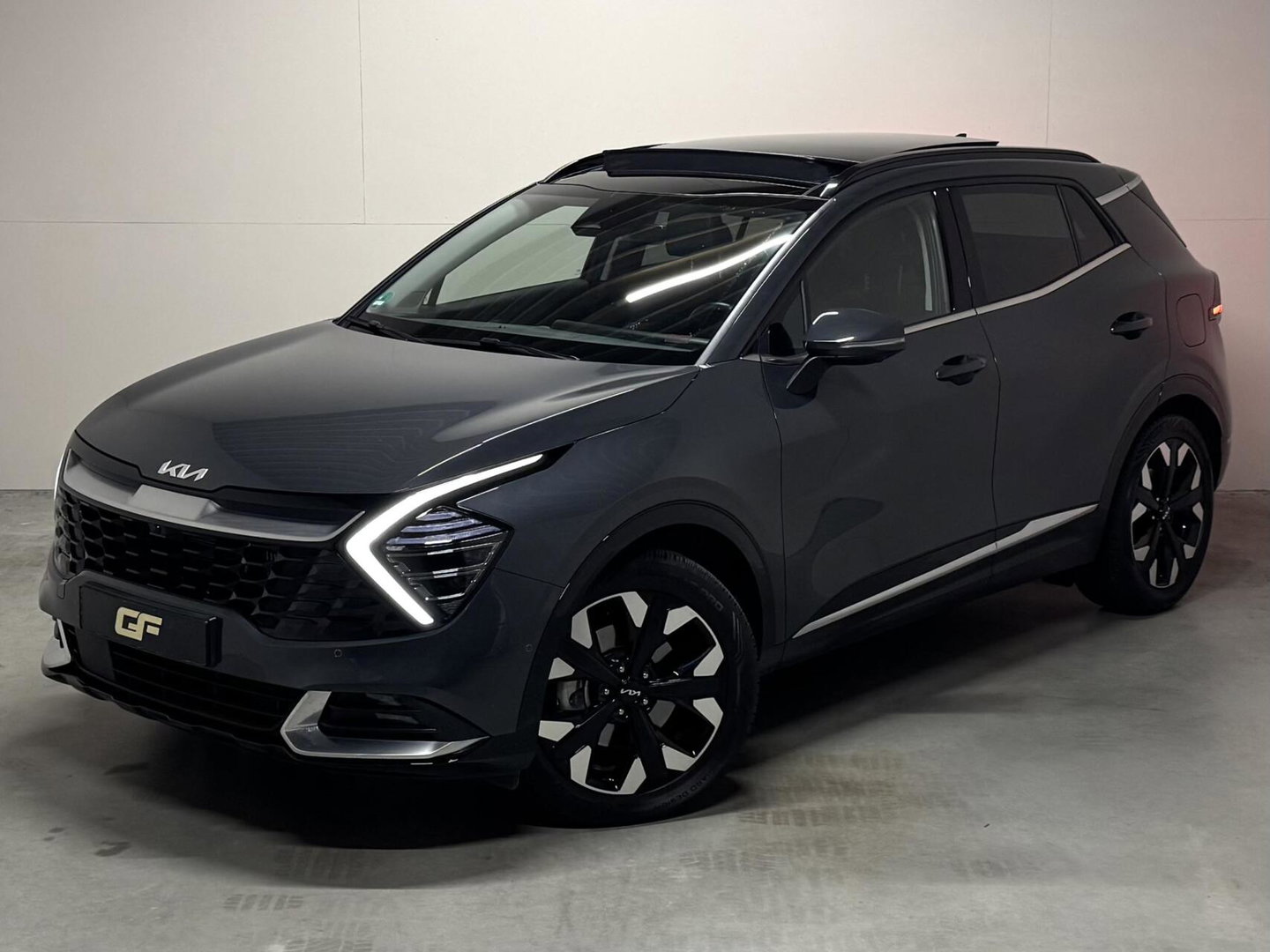 Kia Sportage 1.6 T-GDi Plug-in Hybrid AWD GT-Line Pano H/K Trekh.