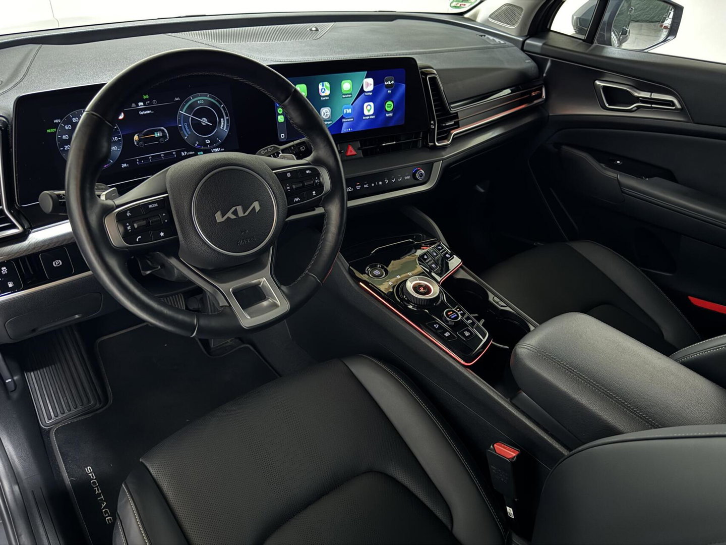 Kia Sportage 1.6 T-GDi Plug-in Hybrid AWD GT-Line Pano H/K Trekh.