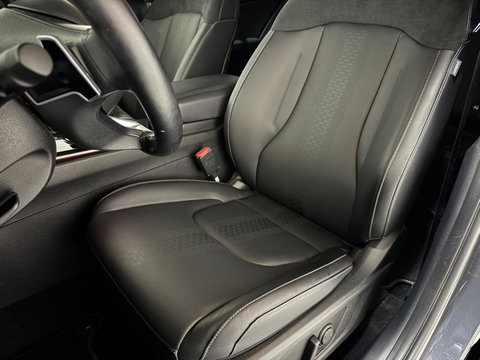 Kia Sportage 1.6 T-GDi Plug-in Hybrid AWD GT-Line Pano H/K Trekh.