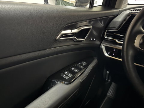 Kia Sportage 1.6 T-GDi Plug-in Hybrid AWD GT-Line Pano H/K Trekh.
