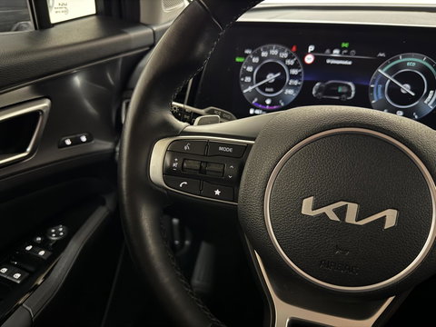 Kia Sportage 1.6 T-GDi Plug-in Hybrid AWD GT-Line Pano H/K Trekh.