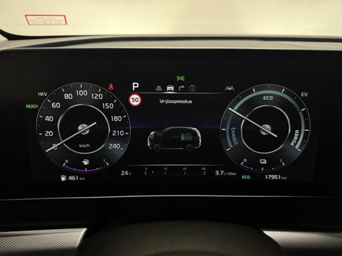Kia Sportage 1.6 T-GDi Plug-in Hybrid AWD GT-Line Pano H/K Trekh.