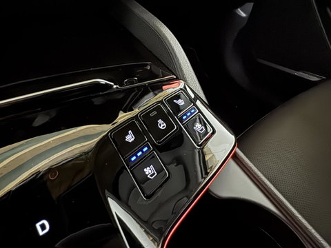 Kia Sportage 1.6 T-GDi Plug-in Hybrid AWD GT-Line Pano H/K Trekh.