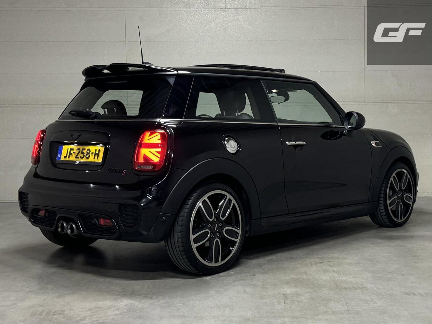 MINI Cooper S Mini 2.0 JCW Pano HUD H/K Leer DAB+ ACC NAP