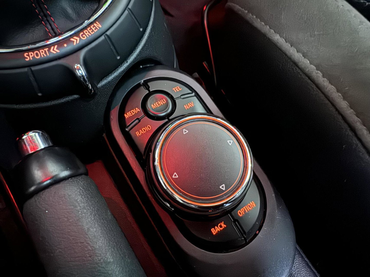 MINI Cooper S Mini 2.0 JCW Pano HUD H/K Leer DAB+ ACC NAP