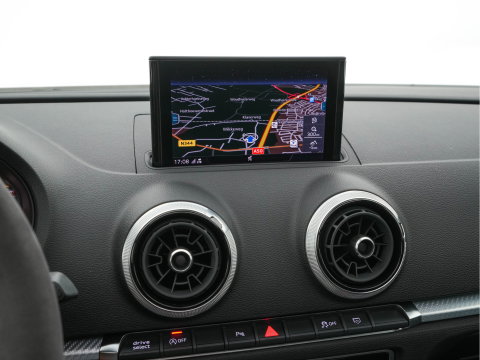 Audi RS3 Sportback 2.5 TFSI quattro *RS-SEATS | PANO | ADAPTIVE-CRUISE | NAPPA-LEATHER | BANG&OLUFSEN | CAMERA | KEYLESS | BLINDSPOT | NAVI-FULLMAP | DIGI-COCKPIT | PRIVACY-GLASS | SHIFTPADDLES | 19''ALU*