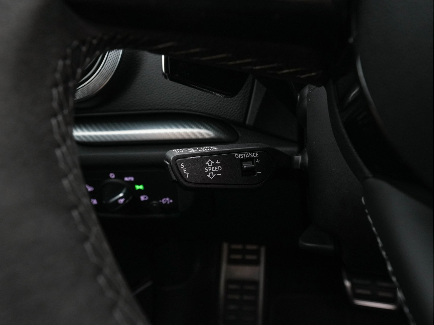 Audi RS3 Sportback 2.5 TFSI quattro *RS-SEATS | PANO | ADAPTIVE-CRUISE | NAPPA-LEATHER | BANG&OLUFSEN | CAMERA | KEYLESS | BLINDSPOT | NAVI-FULLMAP | DIGI-COCKPIT | PRIVACY-GLASS | SHIFTPADDLES | 19''ALU*