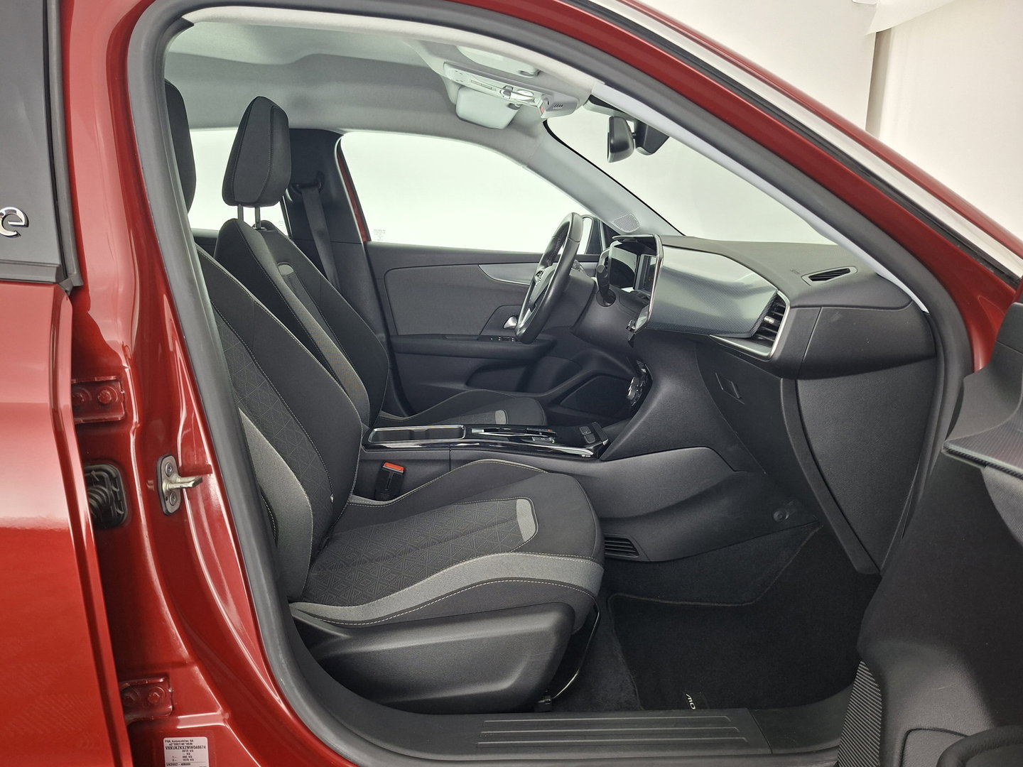 Opel Mokka-e Edition 50-kWh 11kw bl. [3-Fase-11kW] {SoH-90%} (INCL.BTW) *DIGI-COCKPIT | FULL-LED | COMFORT-SEATS | KEYLESS | DAB+ | ECC | CRUISE | 16''ALU*