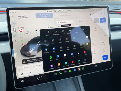 Tesla Model 3 Premium Long Range RWD 78 kWh | Marge! Financiering zonder aanbetaling | Full Self Driving | Stoelverkoeling | Bluetooth |