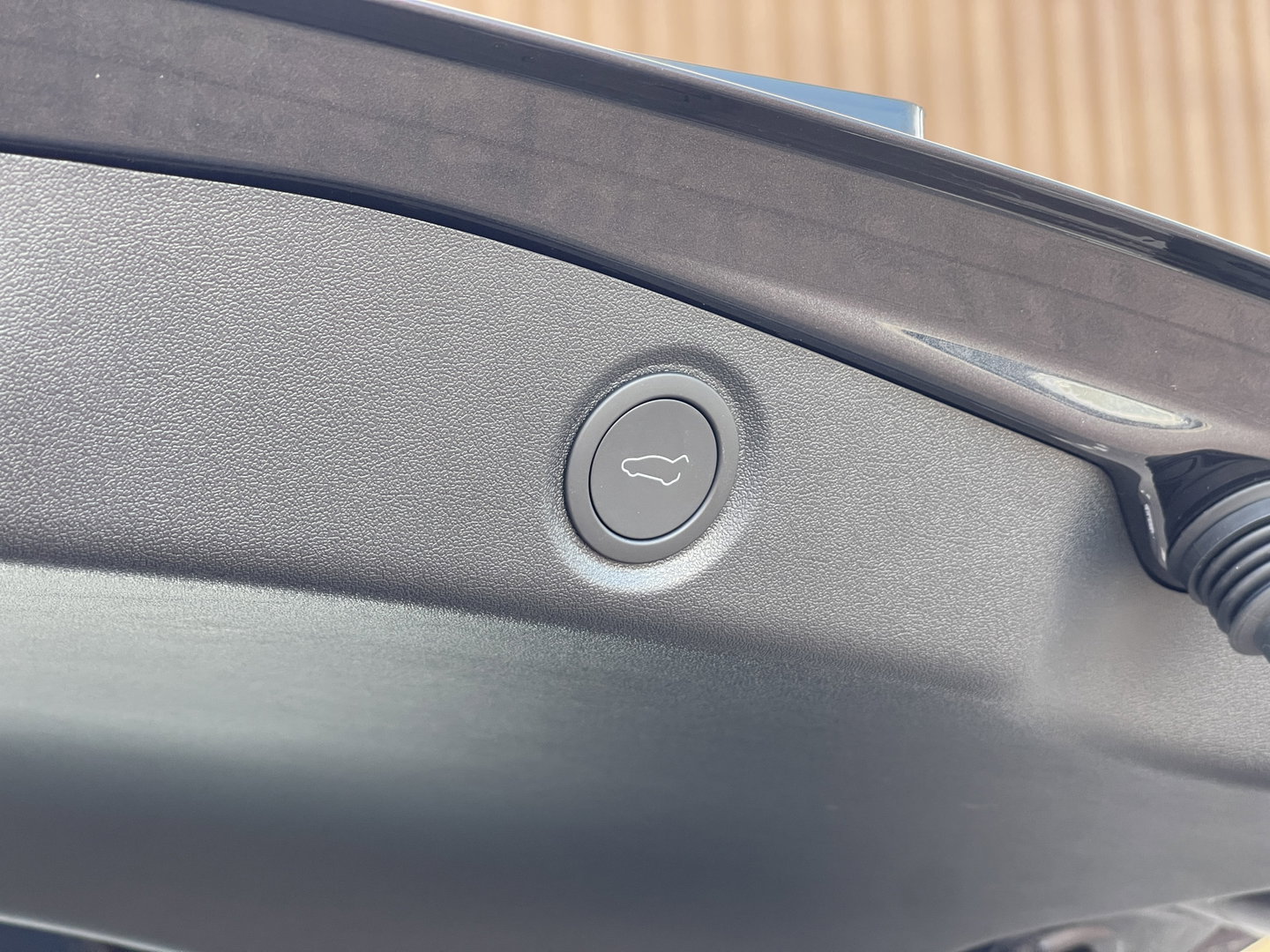 Tesla Model 3 Premium Long Range RWD 78 kWh | Marge! Financiering zonder aanbetaling | Full Self Driving | Stoelverkoeling | Bluetooth |
