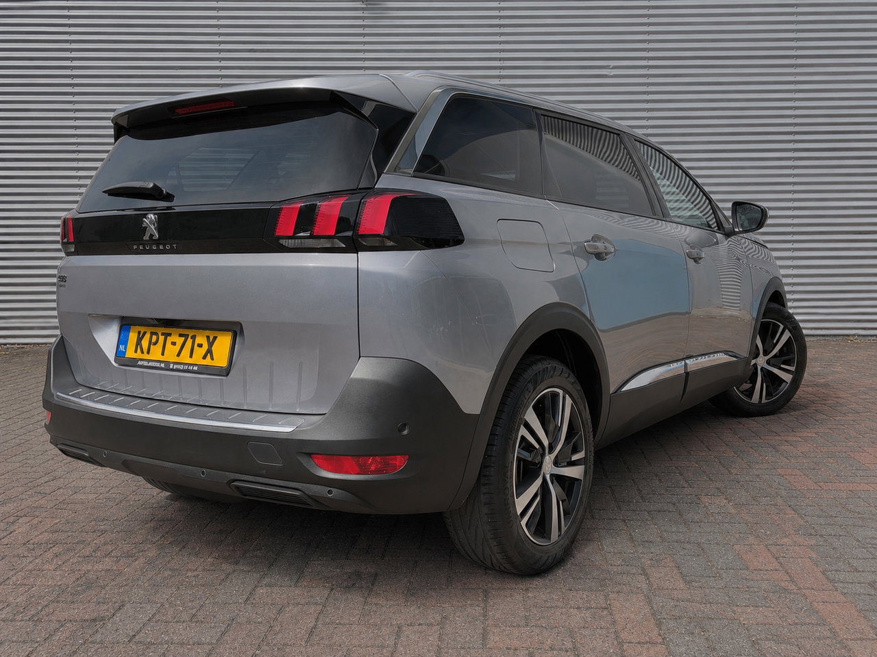 Peugeot 5008